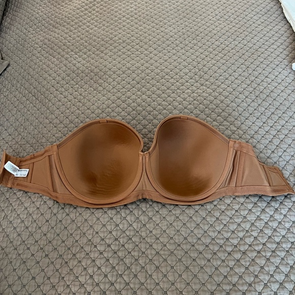 Wacoal Convertible Strapless Bra - Picture 4 of 4